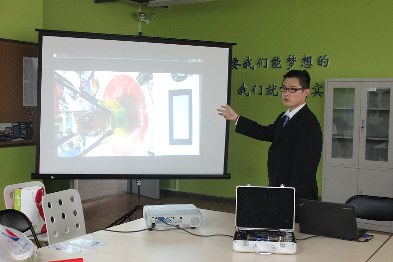 2015“冯如文化节”系列活动——成功大学与宇航学院同学间的思维碰撞